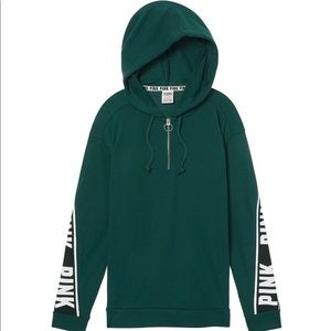 CAMPUS HALF-ZIP PULLOVER *RUNS LARGE*